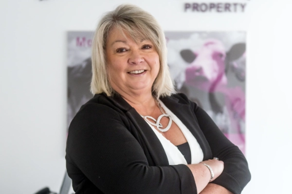 Sue Thomas Office Manager